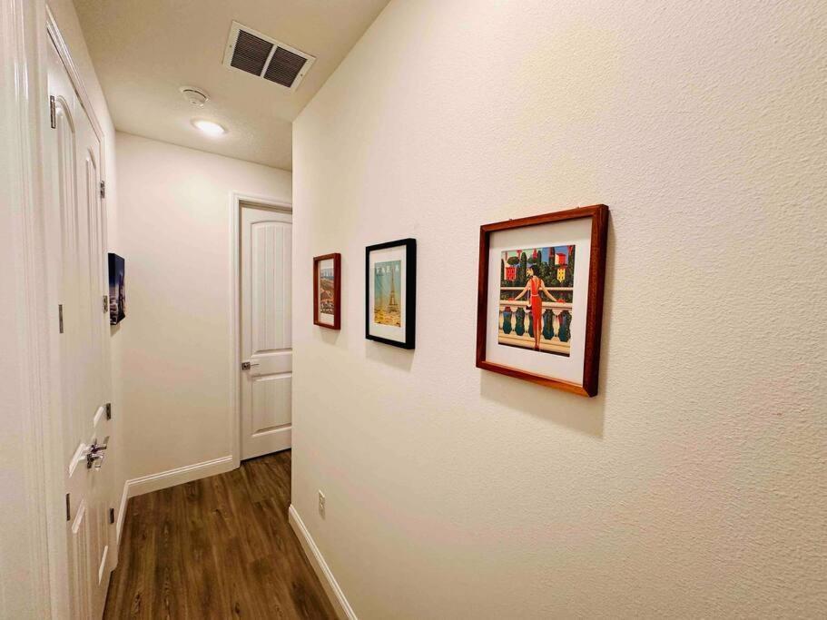 Luxury King Suite, 3br Vibe, Huge Tv Hébergement de vacances Palm Coast