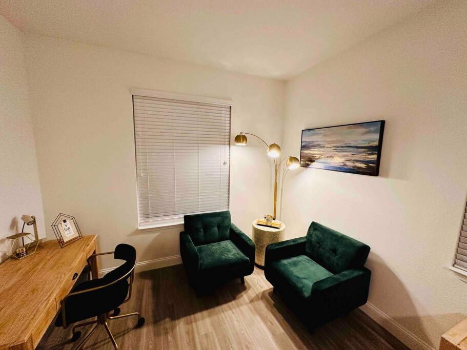 Luxury King Suite, 3br Vibe, Huge Tv Hébergement de vacances