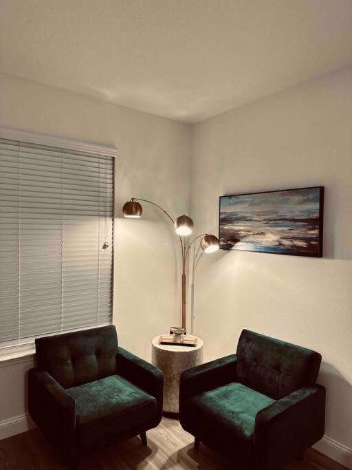 Hébergement de vacances Luxury King Suite, 3br Vibe, Huge Tv